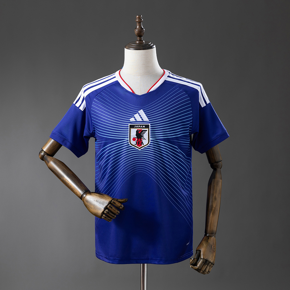 A camisa da casa do Japão para a temporada de 2026