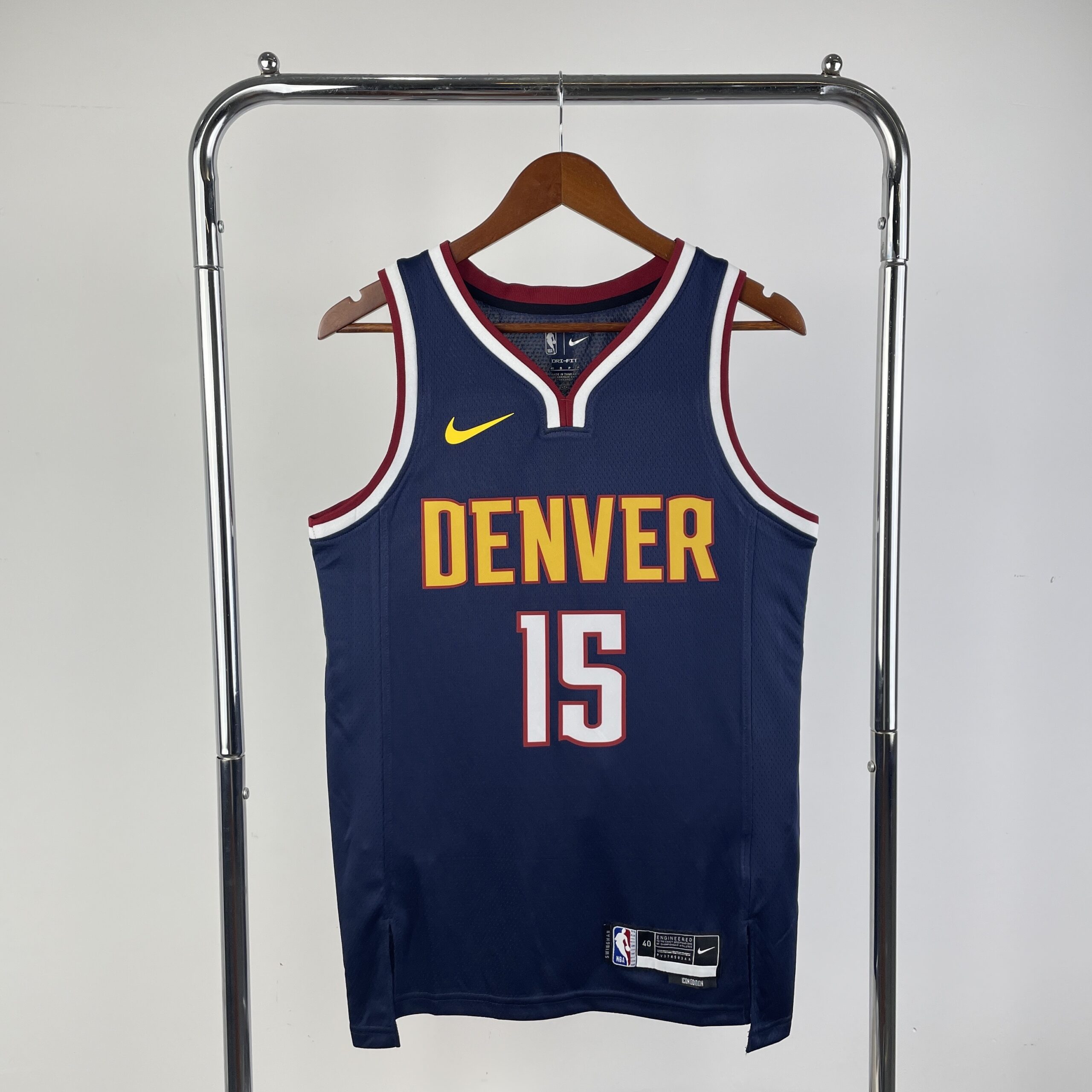 Camiseta número 15 de Nikola Jokić do Denver Nuggets, temporada de 2023