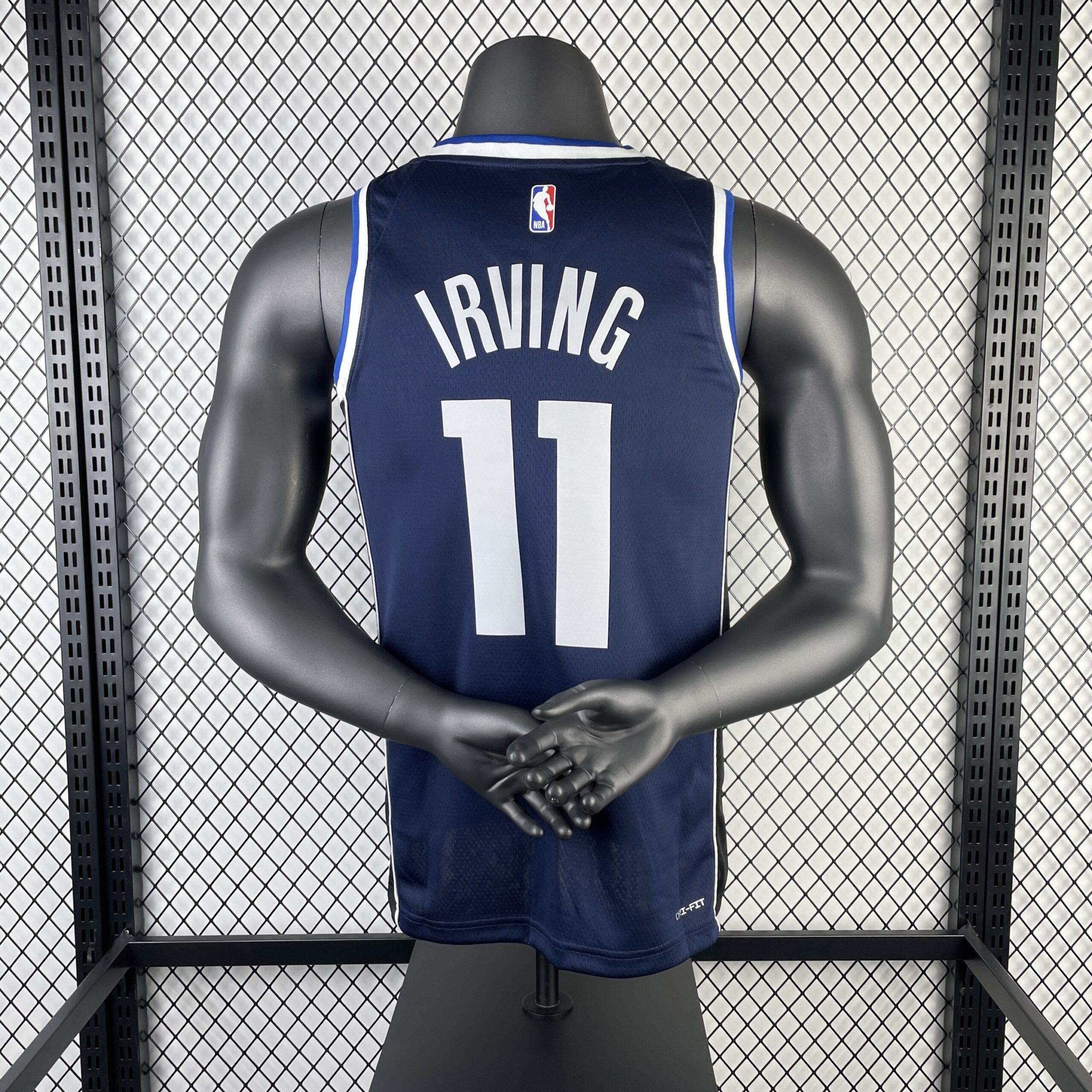 Camiseta edição limitada Força Aérea, número 11 de Irving pelos Mavericks, temporada de 2023 - Imagem 2