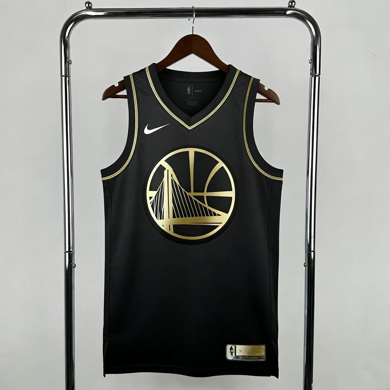 Número 30 do Golden State Warriors, Curry.